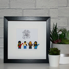 Load image into Gallery viewer, Queen Minifigure black box frame